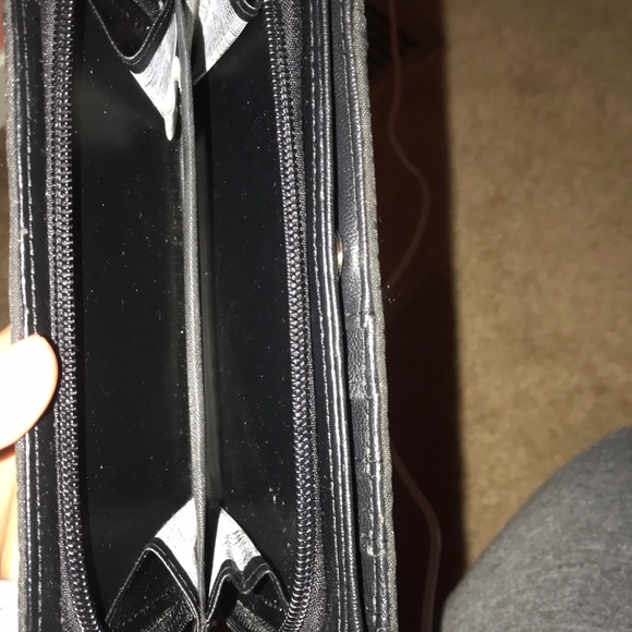 Beautiful wallet - Picture 3 of 3